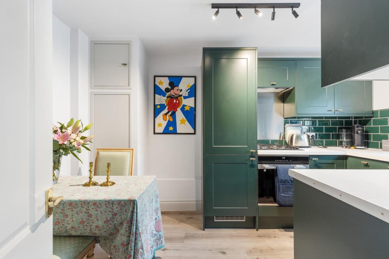 Appartamento Bright & Cosy Gem ~ Battersea Park View ~ King Bed Londra Esterno foto