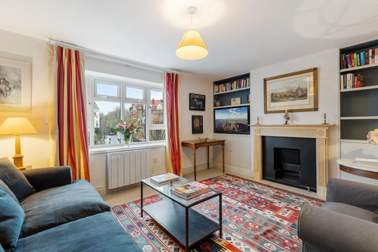 Appartamento Bright & Cosy Gem ~ Battersea Park View ~ King Bed Londra Esterno foto