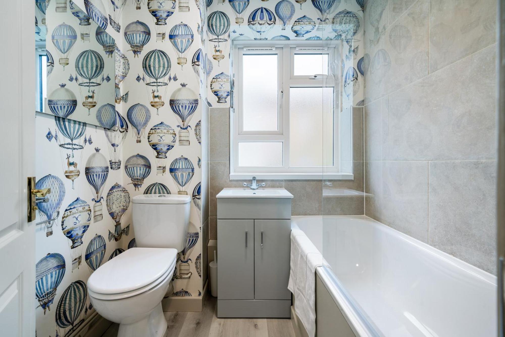 Appartamento Bright & Cosy Gem ~ Battersea Park View ~ King Bed Londra Esterno foto