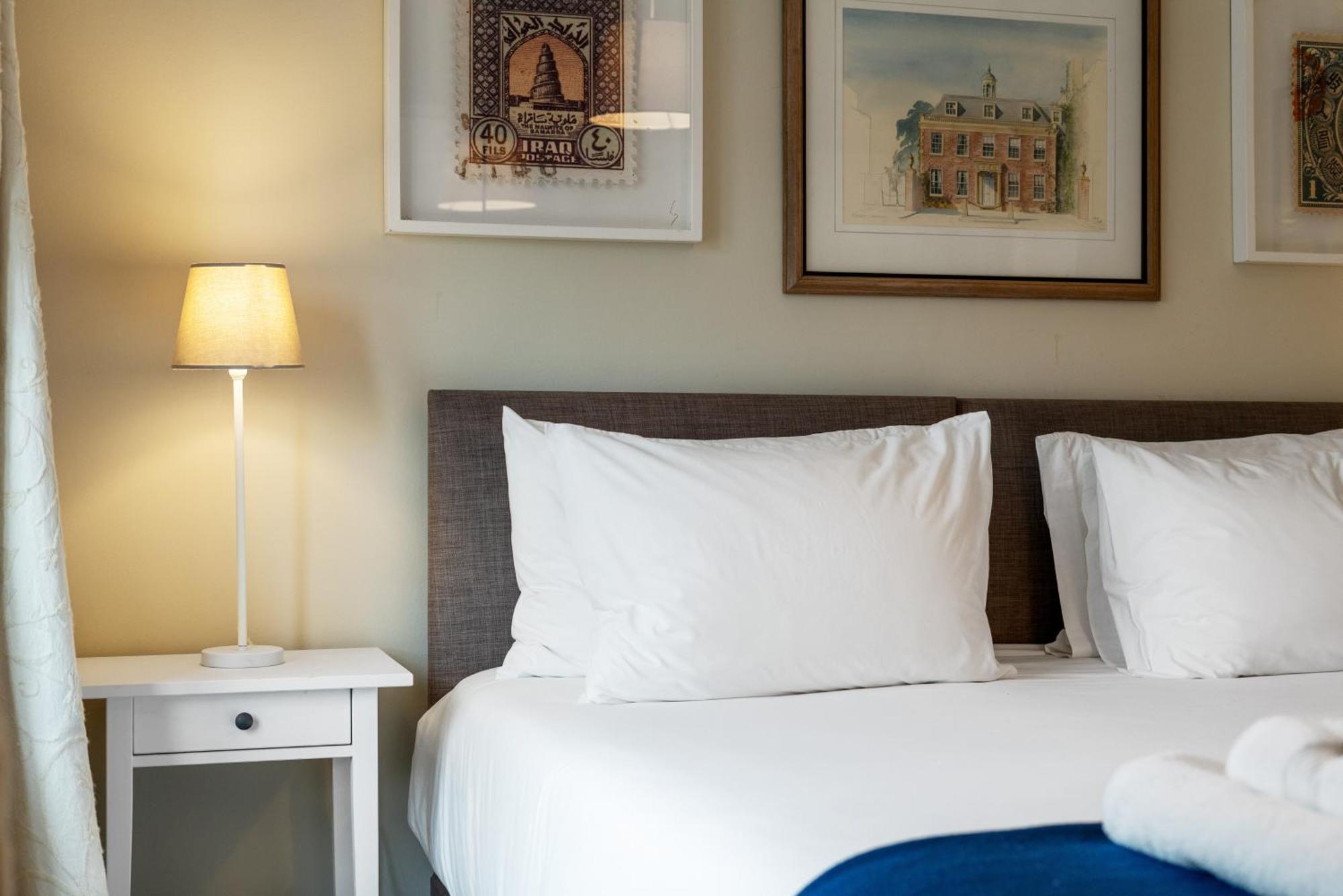 Appartamento Bright & Cosy Gem ~ Battersea Park View ~ King Bed Londra Esterno foto
