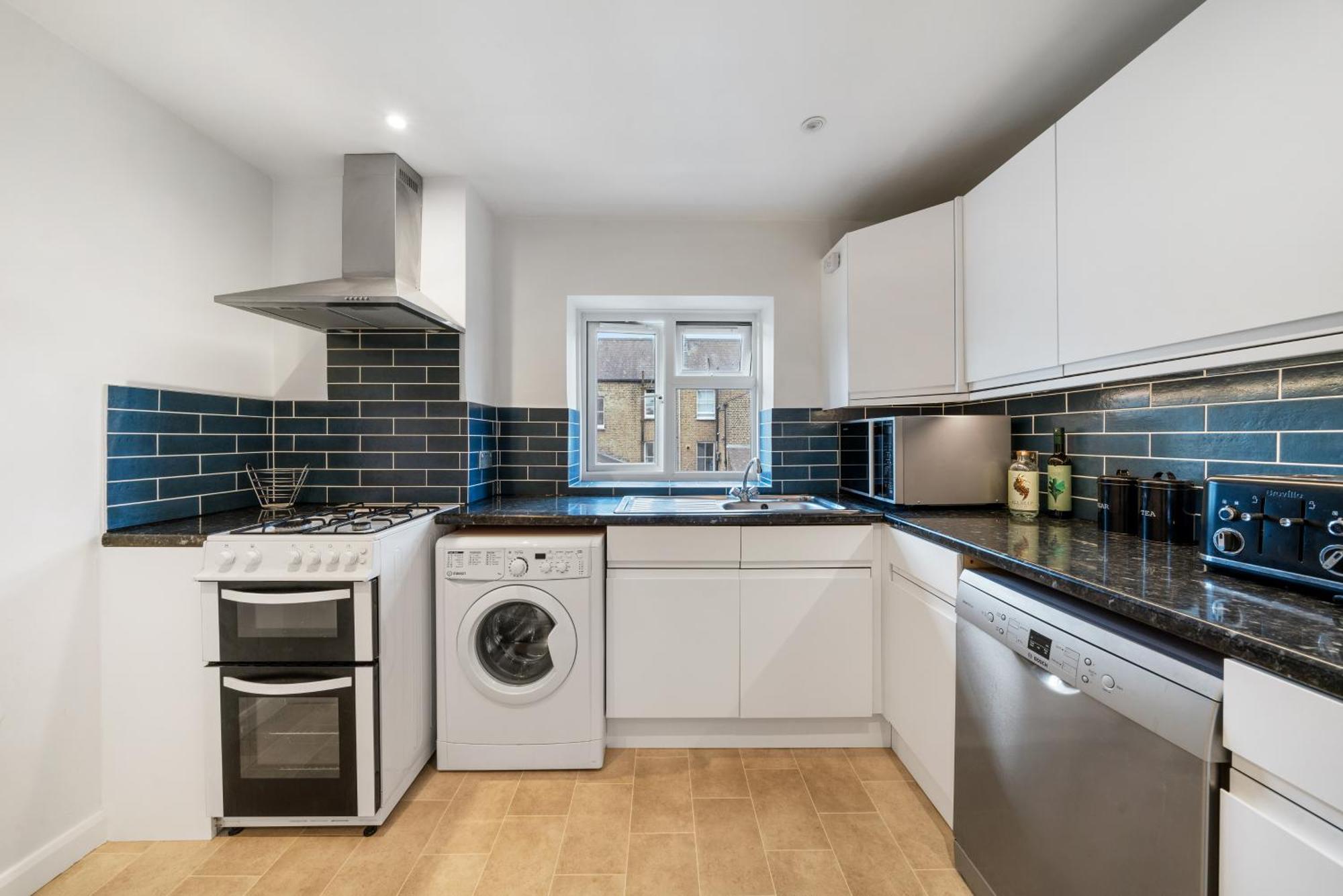 Appartamento Bright & Cosy Gem ~ Battersea Park View ~ King Bed Londra Esterno foto