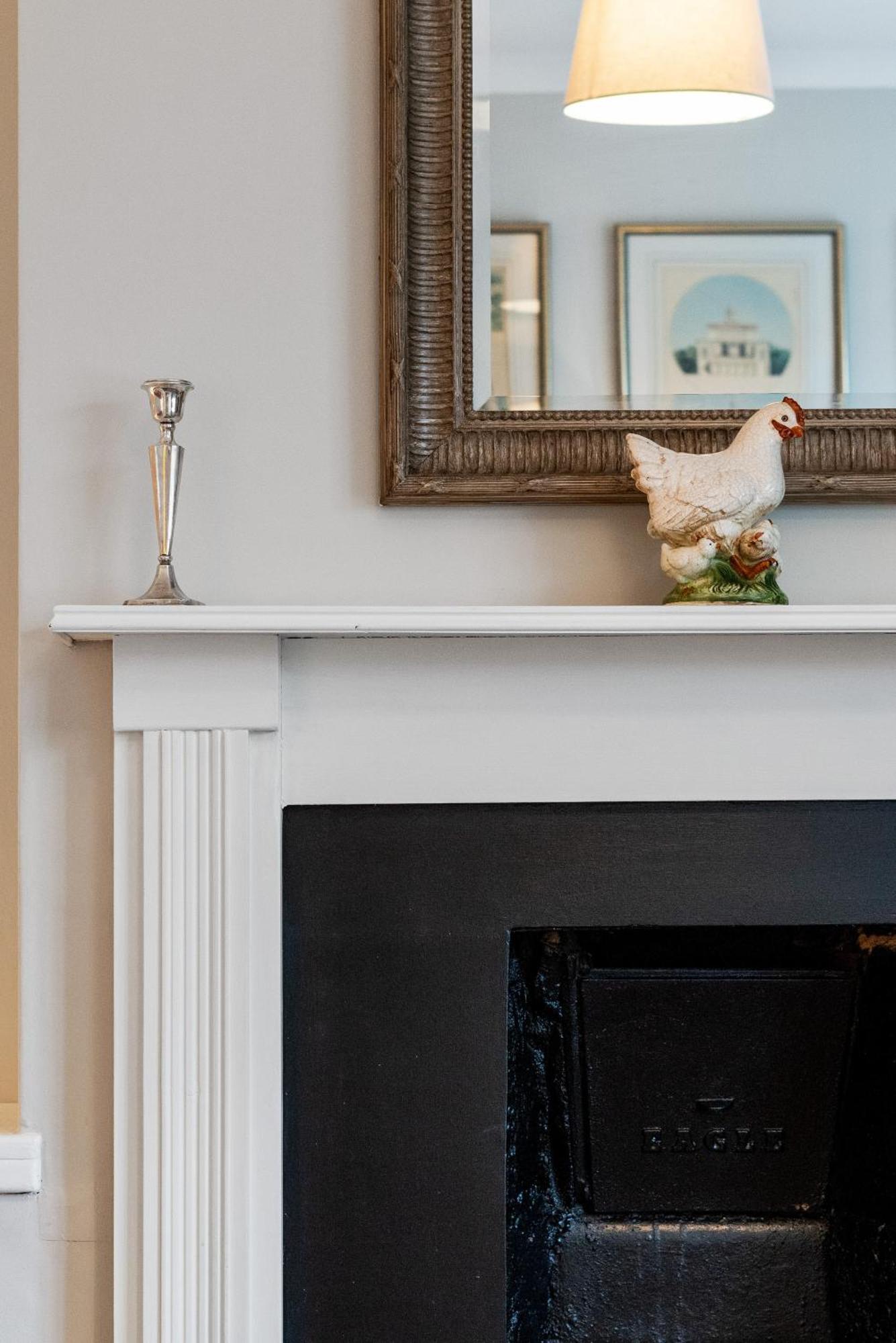 Appartamento Bright & Cosy Gem ~ Battersea Park View ~ King Bed Londra Esterno foto